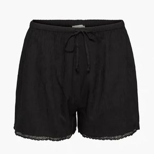Aritzia Wilfred Joyride short